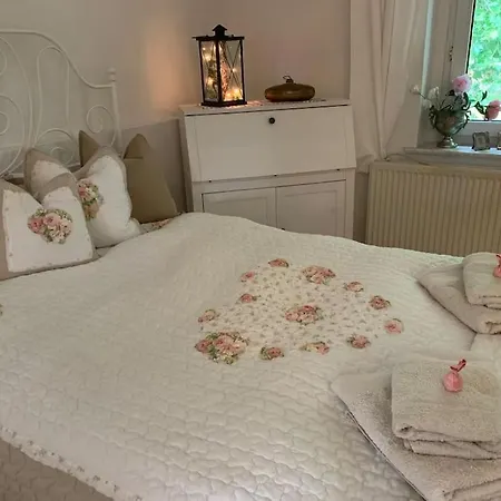 100 Qm Ferienwohnung Am Heiligen Brunnen Quedlinburg Eksteriør billede